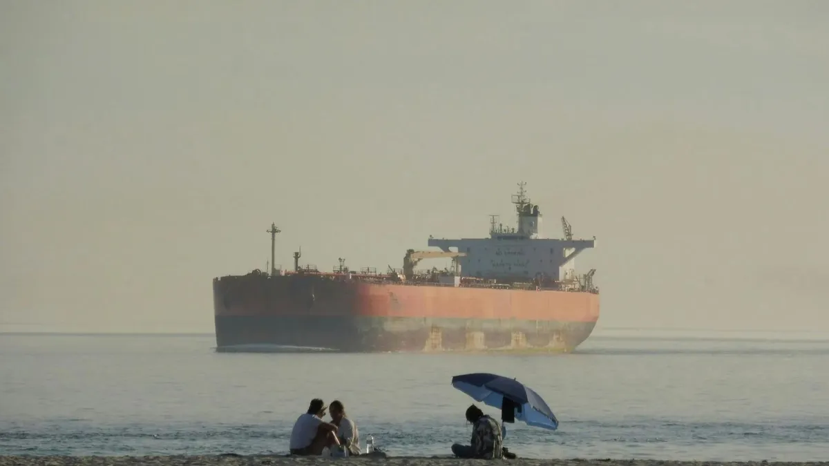 Conflictul din Orient scumpește prețul țițeiului (sursa: Pexels/Ricardo José)