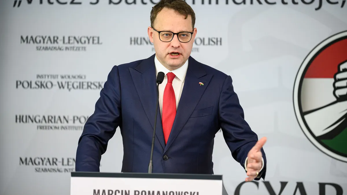 Polonia cere arestarea fostului viceministru, refugiat în Ungaria (sursa: Facebook/Marcin Romanowski)