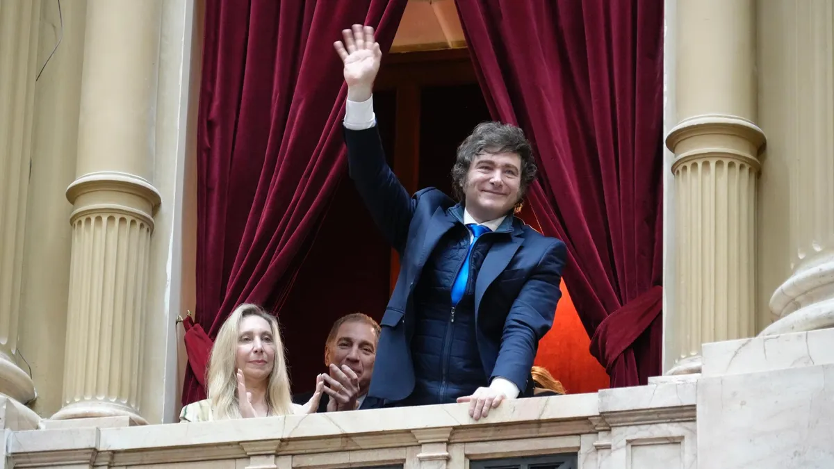 Javier Milei îi lasă fără salarii pe demnitarii care duc țara în deficit excesiv