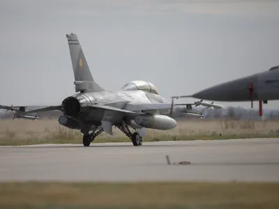 România, rachete aer-aer pentru F-16 (sursa: Inquam Photos/George Călin)