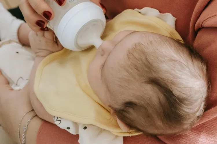 Cel mai mic număr de nașteri din ultima sută de ani la Iași, deși regiunea este cea mai tânără din România (sursa: Pexels/Sarah Chai)