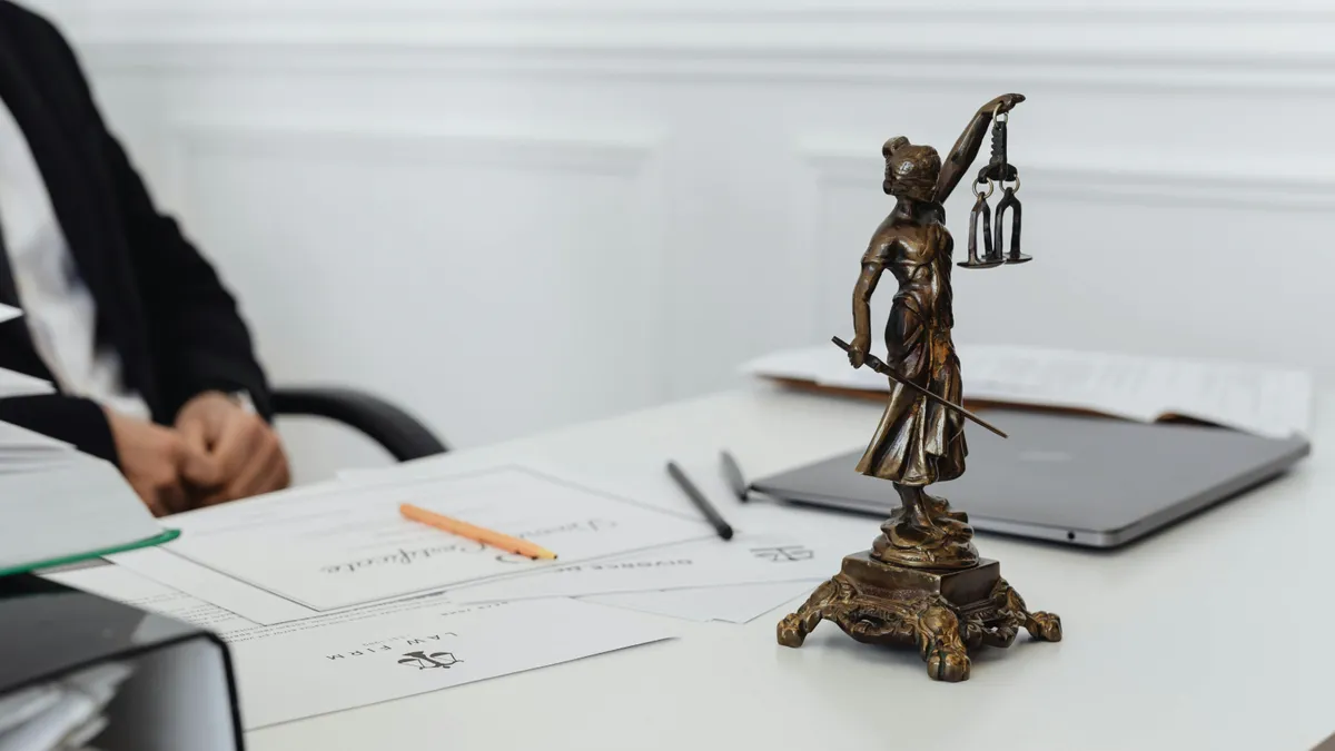 Uluitorul caz al apartamentului de 5.000 de euro (sursa: Pexels/Karola G)