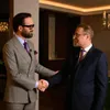 Întrebări penibile puse de angajații Antenei 3 premierului desemnat Luca Niculescu: “Puteți să ne dați exemple din viața dumneavoastră când ați fost om înainte de orice?“