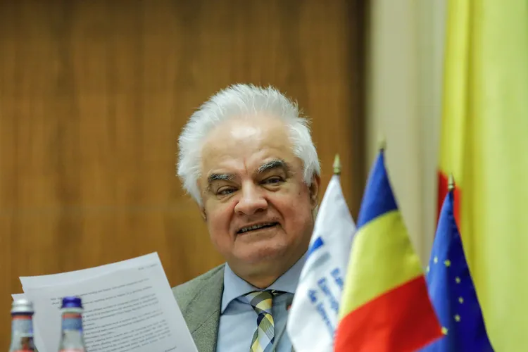 Eugen Rădulescu, consilierul lui Mugur Isărescu, avertizează: România nu mai poate plăti împrumuturi (sursa: Inquam Photos/George Călin)