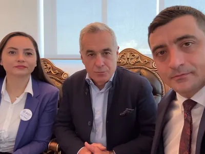 Divorț public între Simion și Georgescu: mitinguri separate la Alba Iulia, cei doi s-au ignorat Foto: Facebook