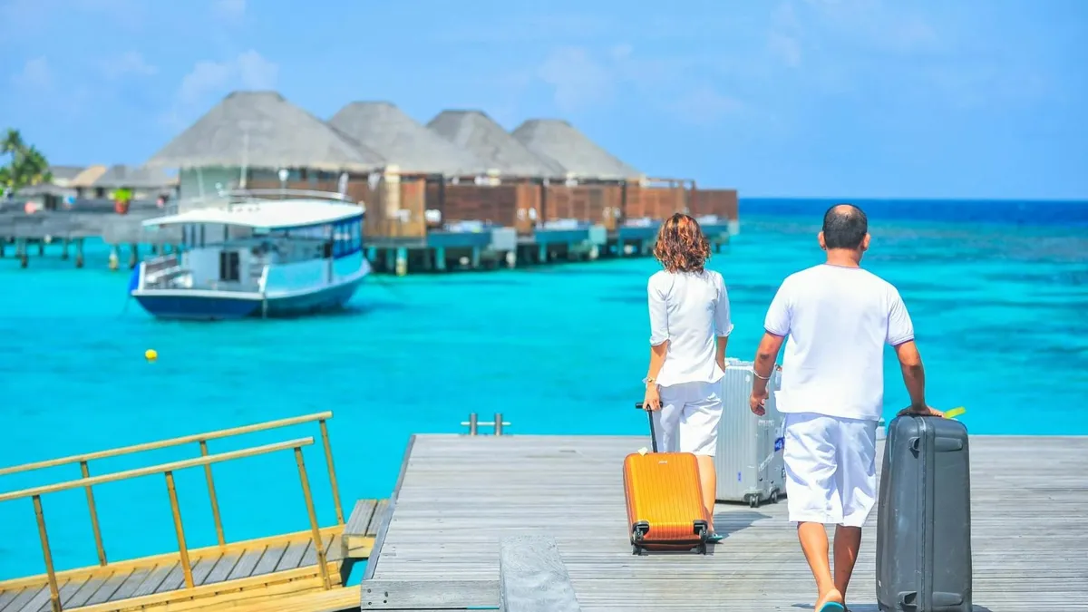 Vacanțe exotice, tot mai populare toamna (sursa: Pexels/Asad Photo Maldives)