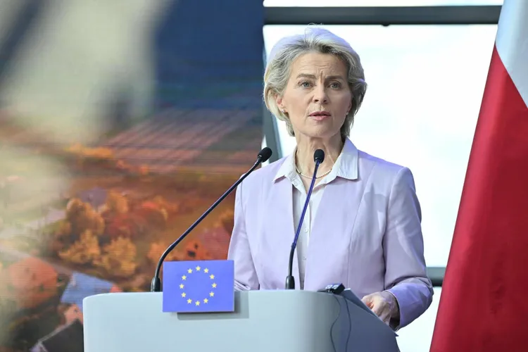 Șefa CE s-a declarat în favoarea unei participări a ţărilor occidentale la viitorul summit al G20 chiar și în prezența lui Putin