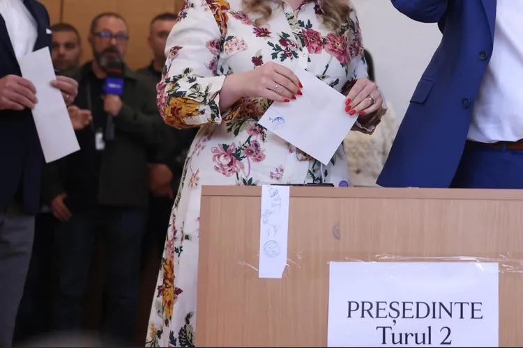 USR acuză lipsa buletinelor de vot (sursa: Facebook/George Călin)