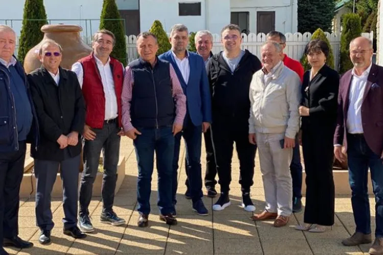 Sub 20% din populația din fiefurile PSD Botoșani, Vaslui sau Teleorman este salariată  Foto: Facebook Marcel Ciolacu