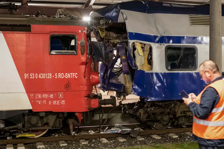 Locomotiva ucigașă din Galați, 75 km/h (sursa: Inquam Photos/Ovidiu Iordachi)