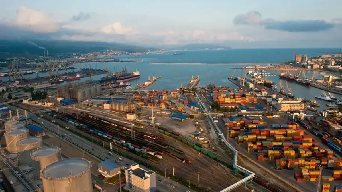 Terminalul petrolier din Novorosiisk, lovit dur de Ucraina Foto: X Komersant Ukraina