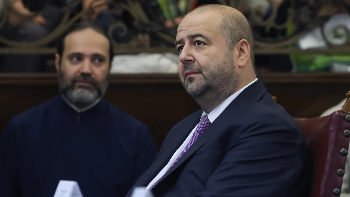 Busuioc, conturi mult peste veniturile salariale (sursa: Inquam Photos/George Călin)