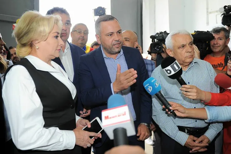 Ministrul „Busi” Barbu mai înființează o agenție, cu salarii mari, IT scump și bani de „rapoarte” Foto: Facebook