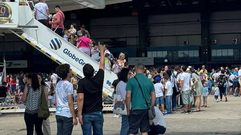 Noi reguli dure pentru transportul lichidelor (sursa: Facebook/TAROM)