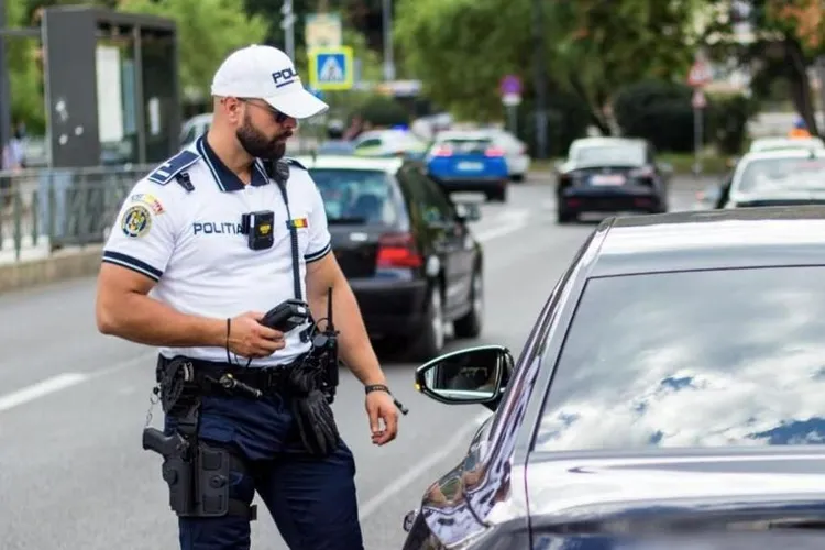 Românii beau și conduc fără carnet (sursa: Facebook/Poliția Română)