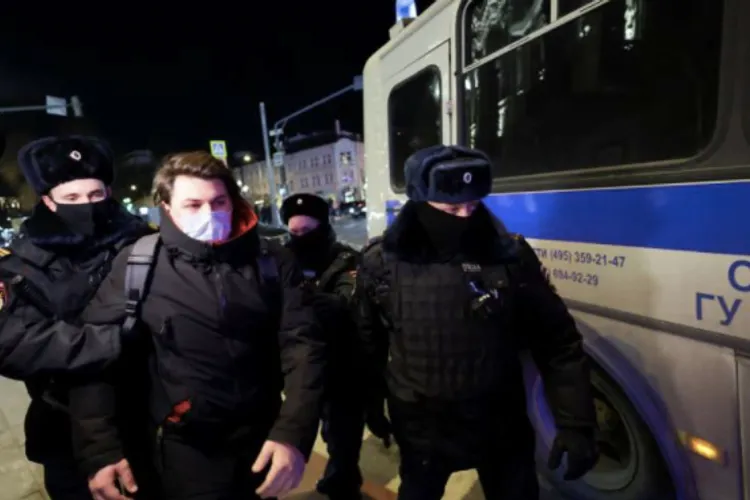 Putin zdrobește protestele anti-război din Rusia (sursa: Agerpres)