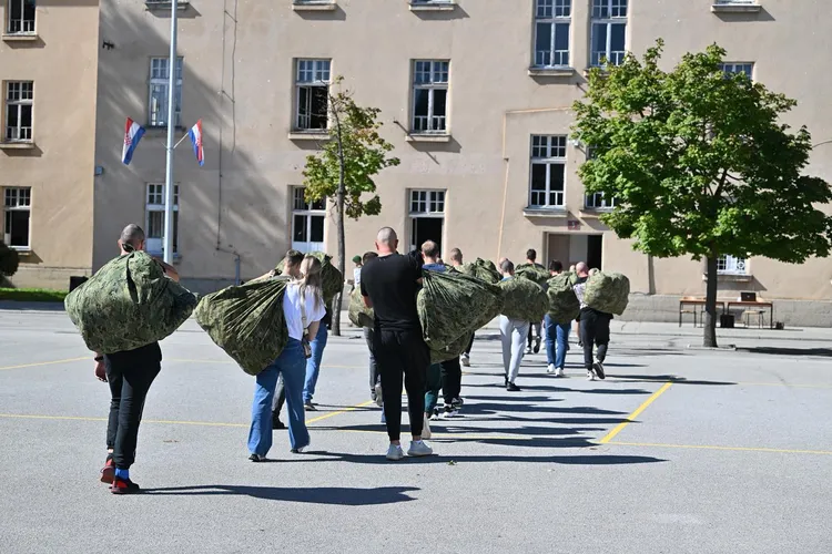 Croaţia restabileşte serviciul militar obligatoriu Foto: Ministarstva obrane Republike Hrvatske