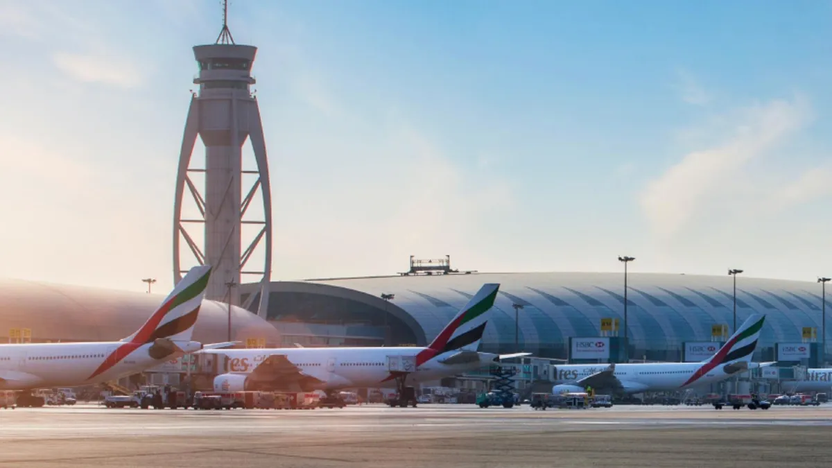 Curse contra cost pentru românii din Orientul Mijlociu (sursa: Facebook/Dubai International)