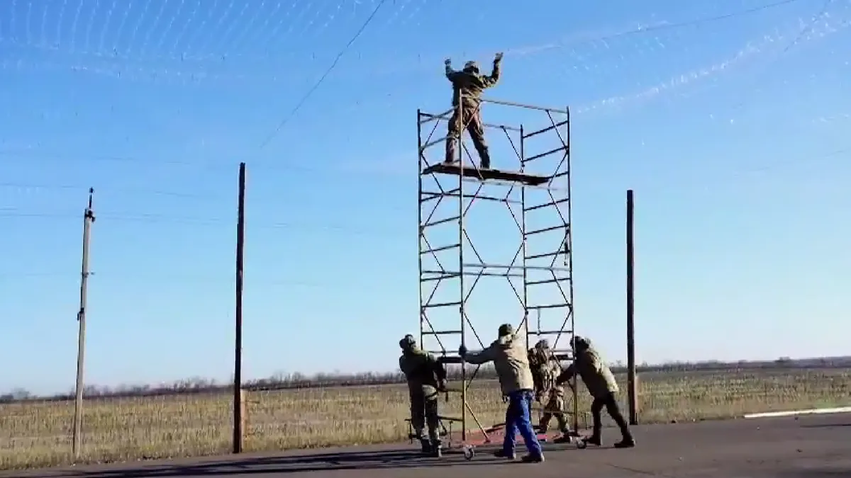Un sat de pescari bretoni îi ajută pe ucraineni să captureze dronele rusești Foto: Captură video