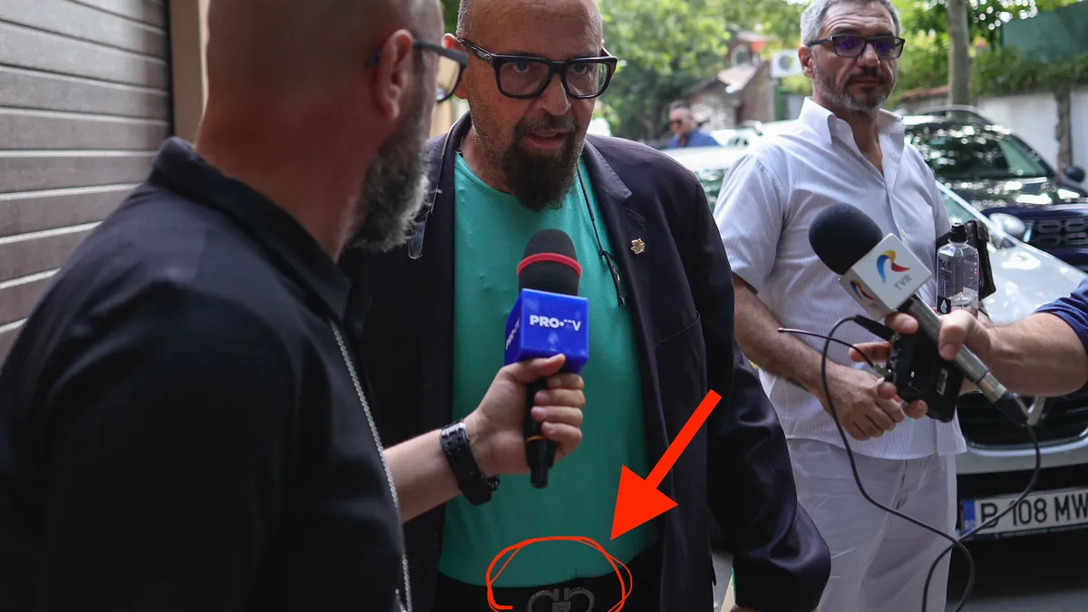 Piedone, cu curea Salvatore Ferragamo de sute de euro la percheziție (sursa: Inquam Photos/Octav Ganea)