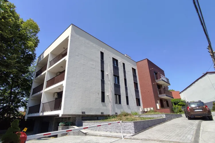 Apartamente scumpe în bloc fără autorizație (sursa: ziaruldeiasi.ro)