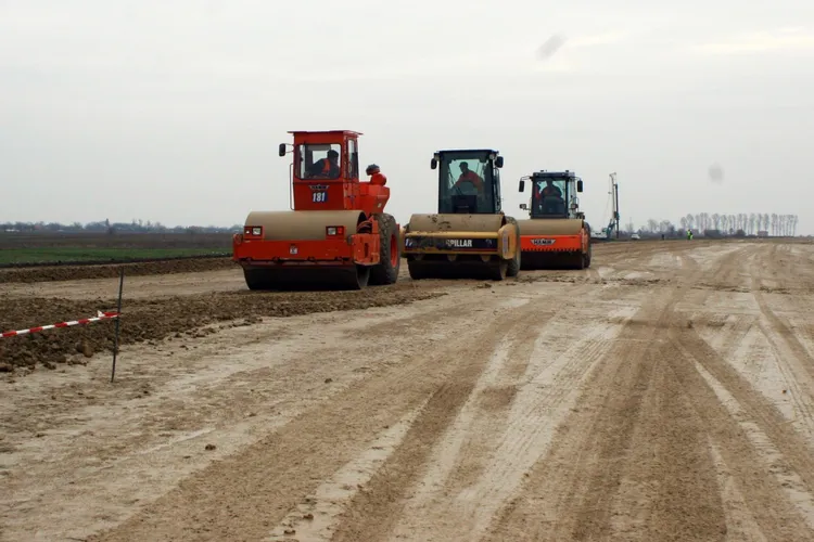 Ultimul obstacol din calea Autostrăzii A8 a fost eliminat: Guvernul a aprobat despăgubiri mari pentru un dezvoltator imobiliar