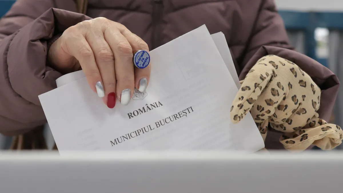 Estimarea votului din București - trei variante (sursa: Inquam Photos/George Călin)