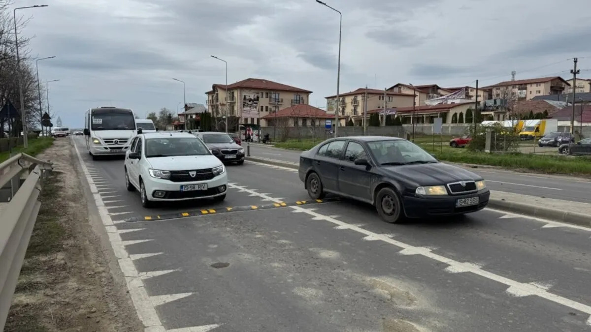 Instalarea limitatoarelor de viteză sufocă traficul (sursa: ziaruldeiasi.ro)
