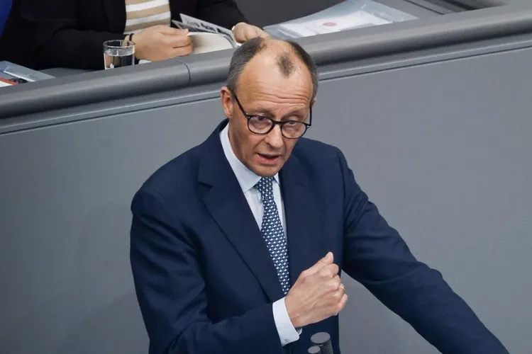 Germania reia deportările către Siria (sursa: Facebook/Friedrich Merz)