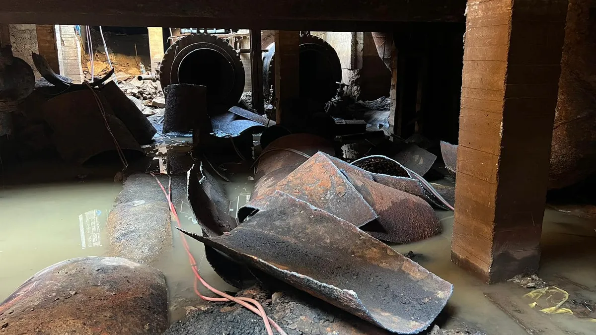 Dezastrul din rețeaua de transport a energiei termice din Capitală Foto: Facebook Termoenergetica