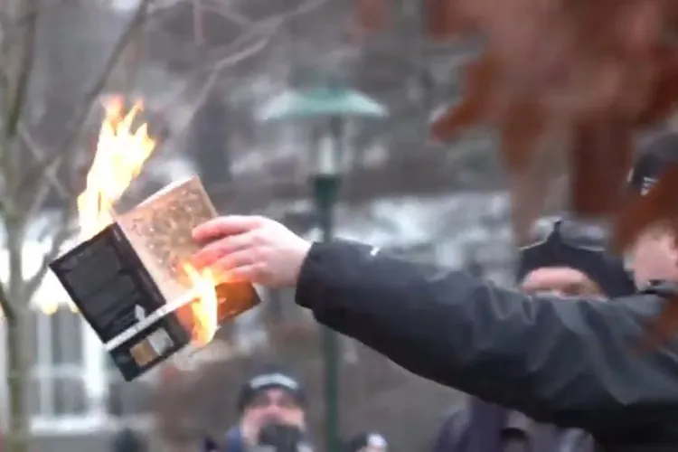 Conflictul dintre Suedia și Turcia se acutizează: proteste cu arderea Coranului la Stockholm, Ankara refuză vizita ministrului Apărării suedez