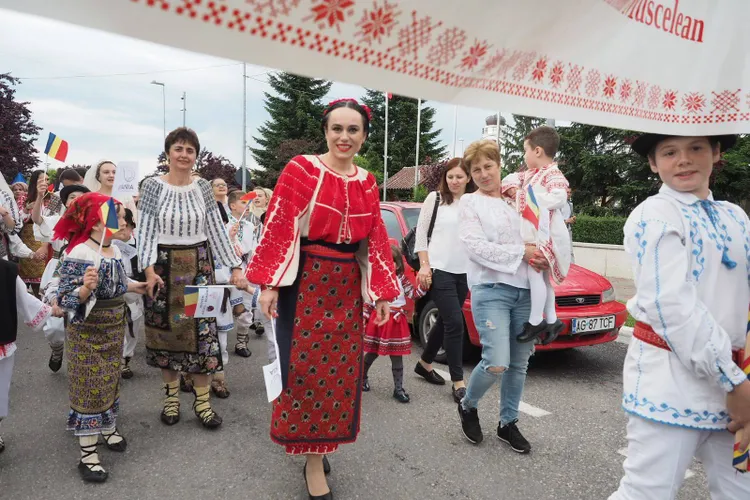 Ministrul Bucura-Oprescu schimbă mașinile de lux Foto: Facebook