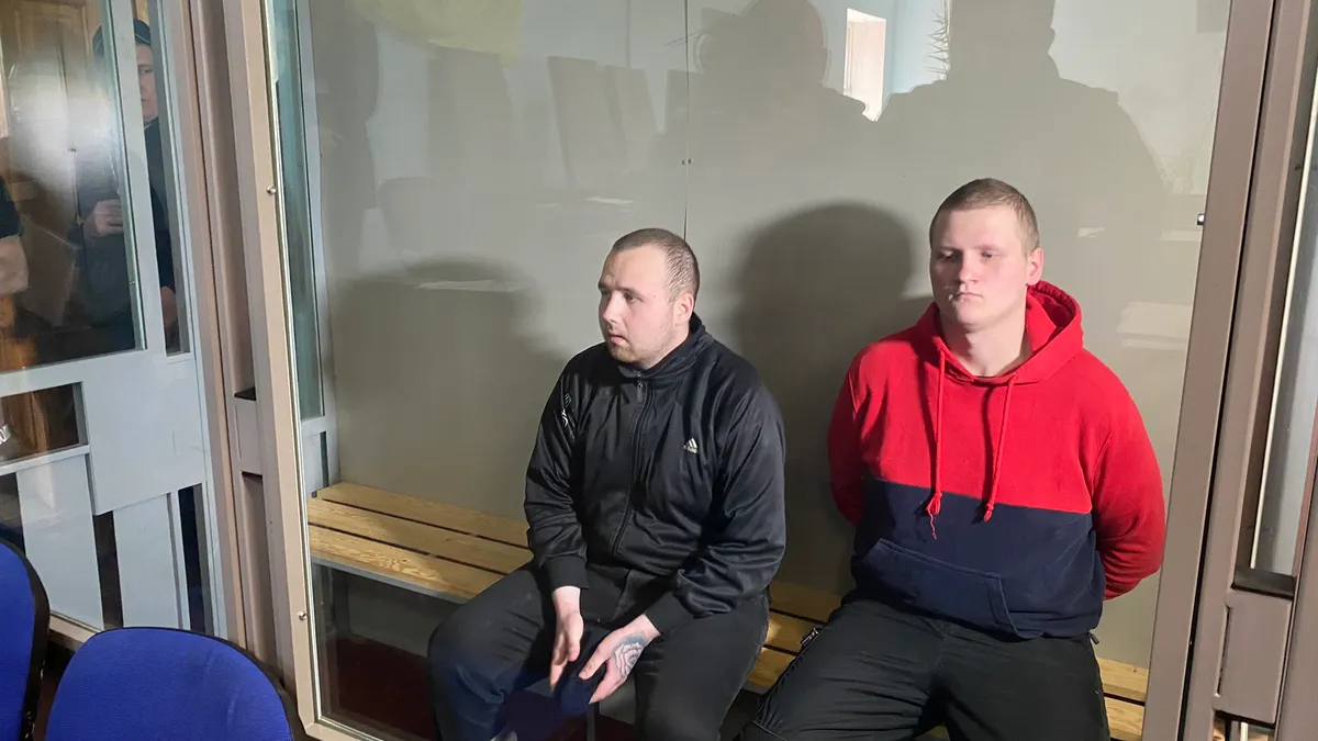 Doi soldați ruși au recunoscut crimele de război (sursa: Twitter/@DominicWaghorn)