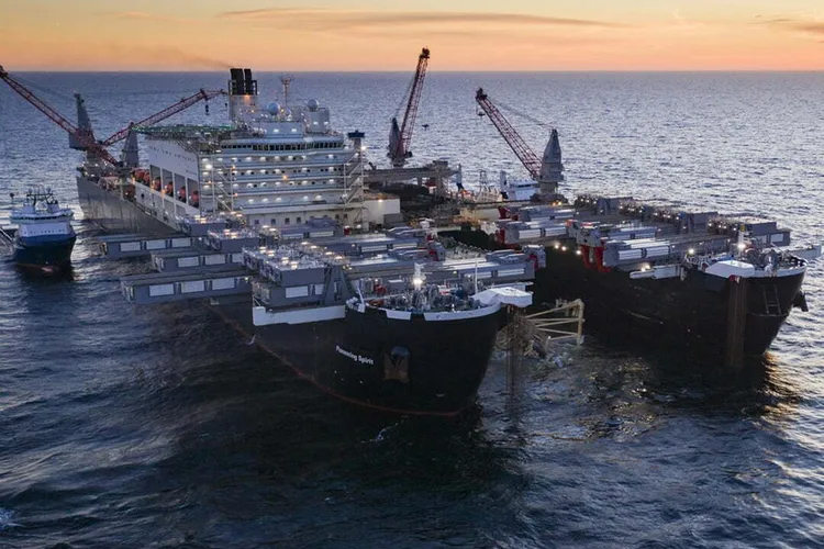 OMV Petrom și Romgaz încep investiții în exploatarea din offshore Foto: Facebook OMV