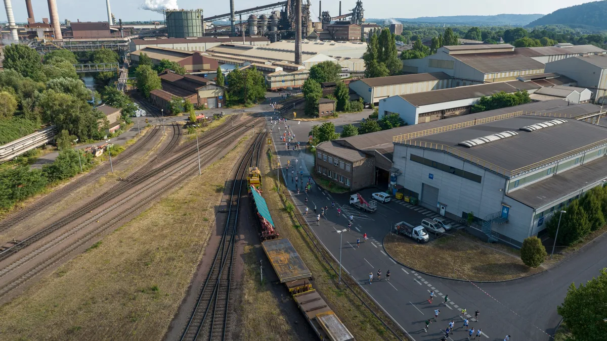 Franţa va furniza Ucrainei şine din oţel reciclat Foto: Saarstahl AG