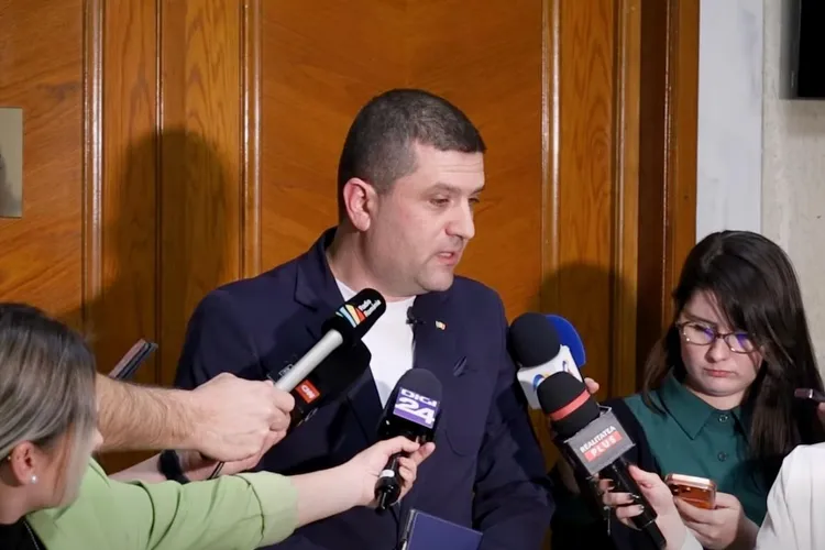 Fără aeronave cu încărcătură ofensivă din România (sursa: Facebook/Radu Miruță)