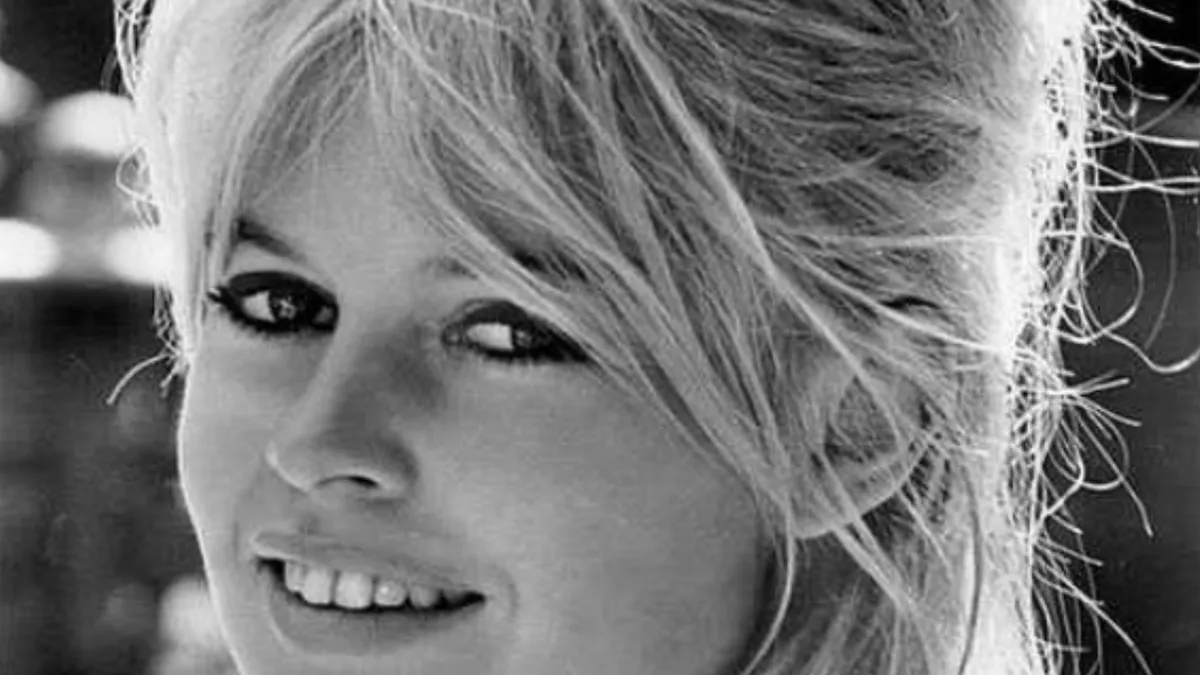 Brigitte Bardot a murit la 91 de ani (sursa: Facebook/Ambassade de France en Roumanie)