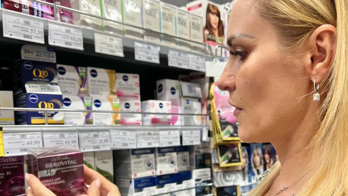 Firea își lubrifiază urmăritorii de Facebook (sursa: Facebook/Gabriela Firea)