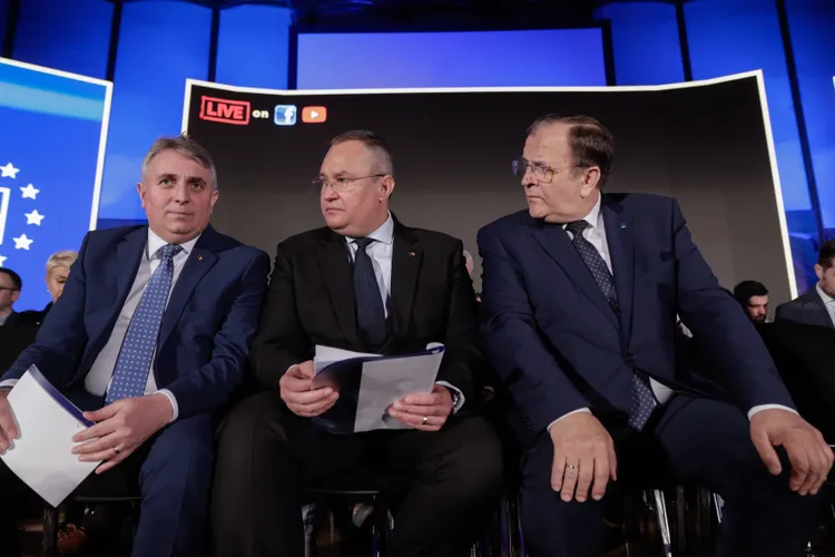 Viitoarea conducere a PNL Foto: Inquam/ George Călin