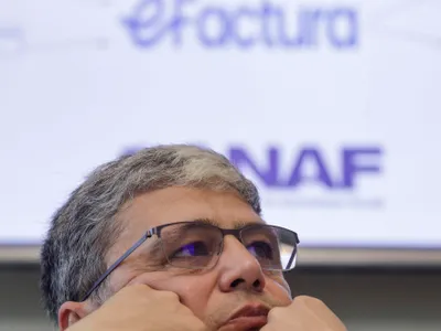 Noi reguli pentru e-factura, bonuri fiscale (sursa: Inquam Photos/Octav Ganea)