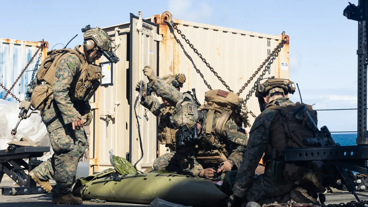 SUA trimit nave și trupe suplimentare în Orientul Mijlociu (sursa: Facebook/U.S. Department of War)