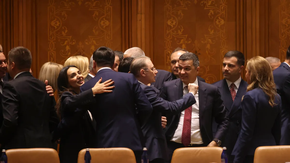 Grindeanu vrea ca Luca Niculescu să vorbească despre greaua moștenire, nu Nazare