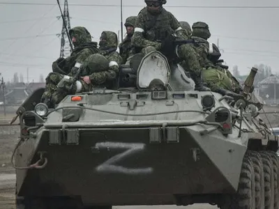 Soldații ruși se luptă prostește (sursa: nytimes)