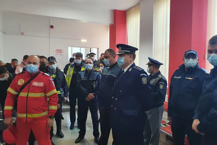 Angajați ai Internelor, fraudă cu vouchere de vacanță Foto: Facebook Politia Romana