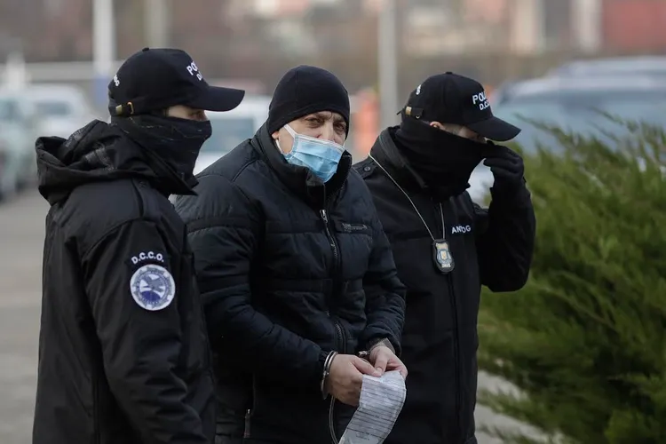 Liderul "Hell's Angels" România, extrădat în SUA (sursa: Inquam Photos/Octav Ganea)