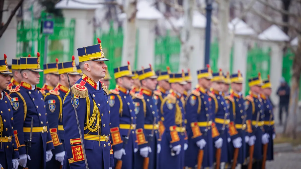 Fost consilier prezidențial explică ce va moșteni viitorul președinte Foto: Regimentul de gardă