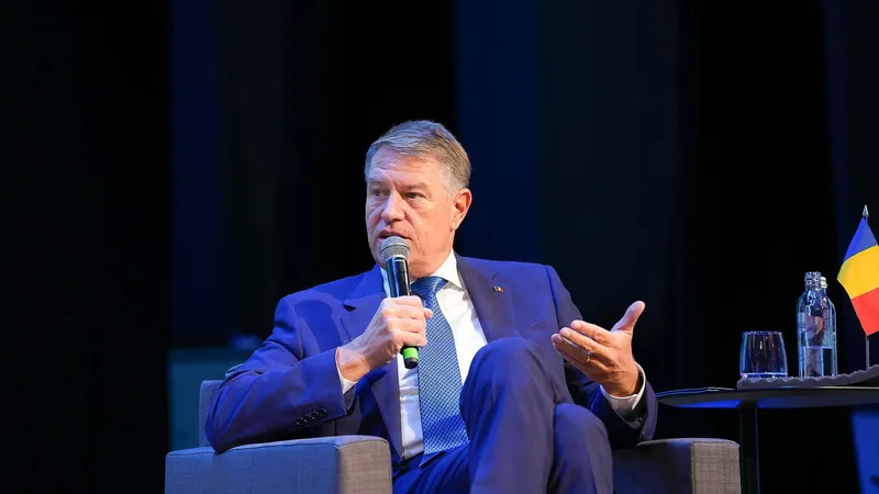 Iohannis, decorat de Austria: "mare prieten" (sursa: Facebook/Klaus Iohannis)