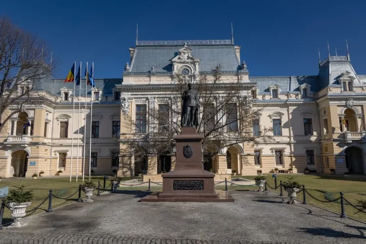 Pensionarii de stat angajați la stat nu vor să dea banii înapoi (sursa: ziaruldeiasi.ro)