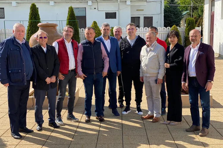 Excludem orice colaborare cu PSD  Neamț, spune șfeul PNL din acest județ Foto: Facebook