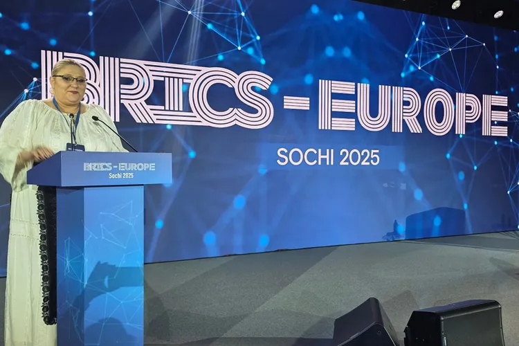 Șoșoacă a întors armele și atacă Moscova Foto: Facebook Diana Șoșoacă